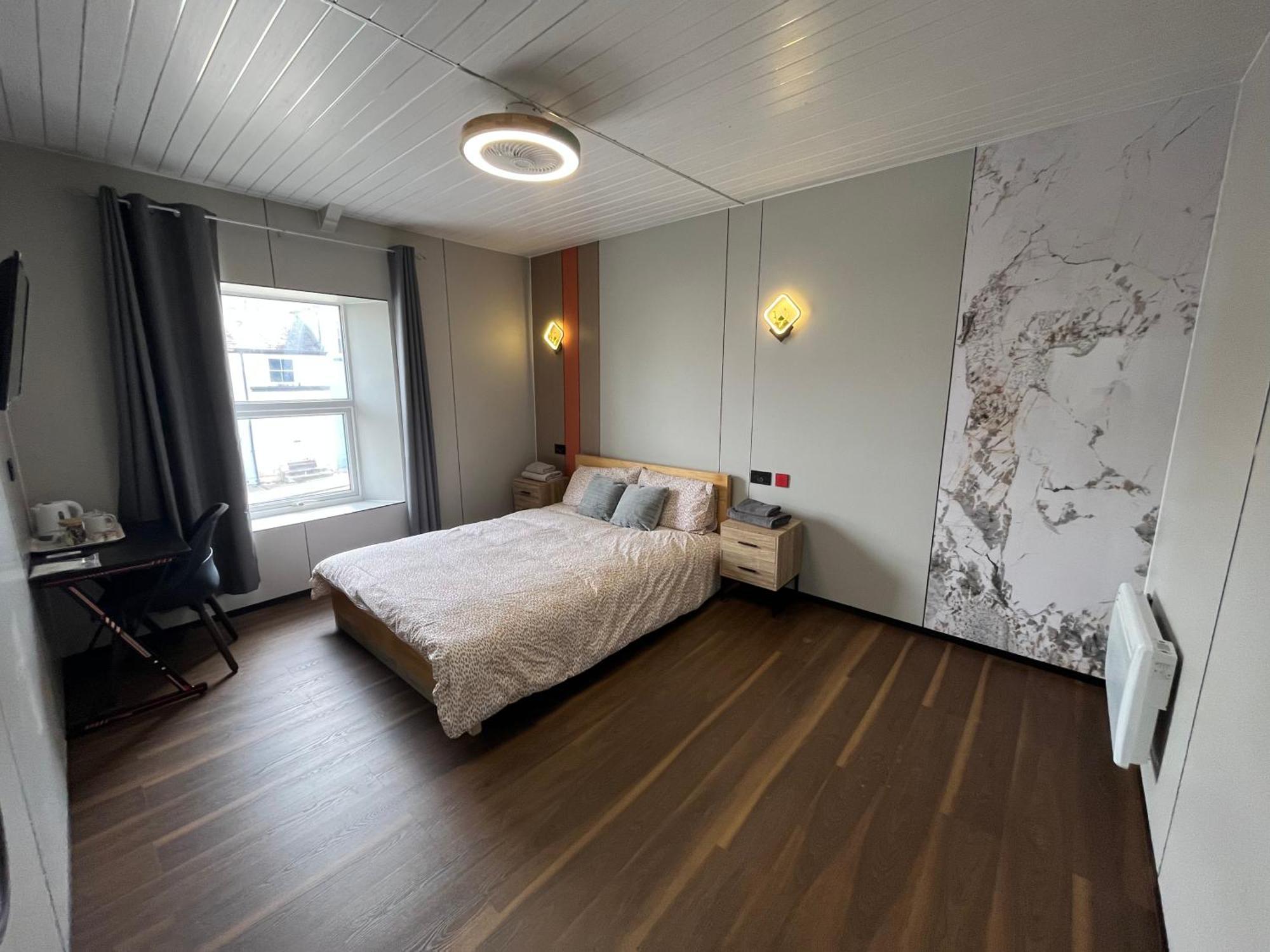 Welsh Holiday Accommodation - Modern Living Pembroke Dock Exterior photo